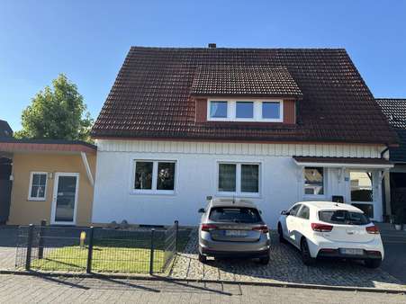 Doppelhaushälfte in 32257 Bünde mit 155m² kaufen