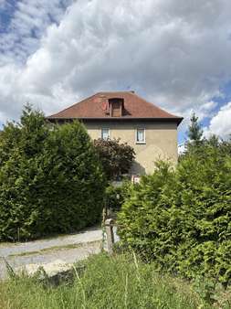 Rückansicht Rückansicht - Einfamilienhaus in 32049 Herford mit 200m² kaufen