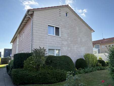 Erdgeschosswohnung in 32257 Bünde mit 98m² kaufen