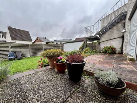 Terrasse Terrasse - Zweifamilienhaus in 32278 Kirchlengern mit 190m² kaufen