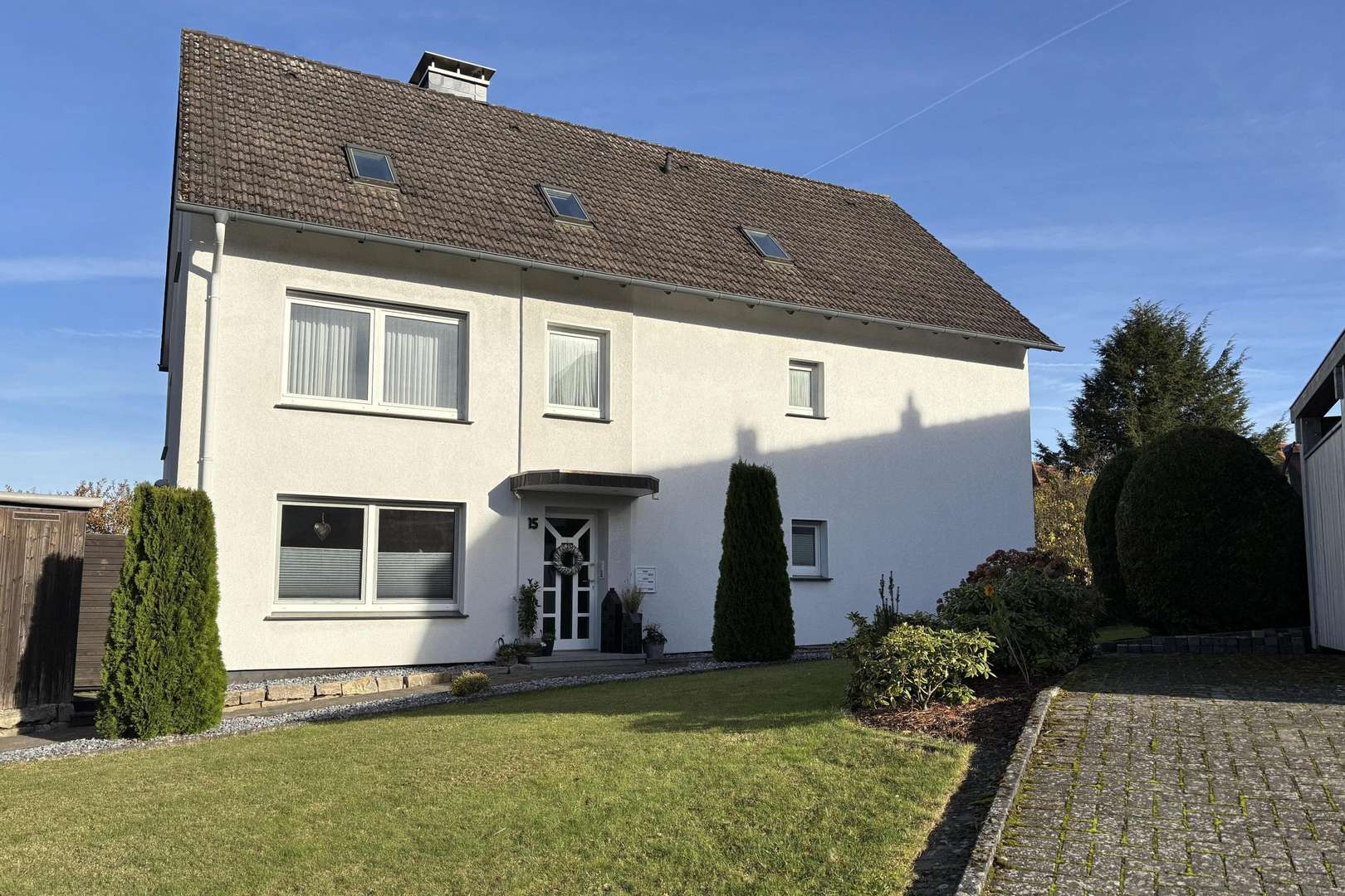 Straßenansicht Straßenansicht - Etagenwohnung in 32130 Enger mit 87m² kaufen