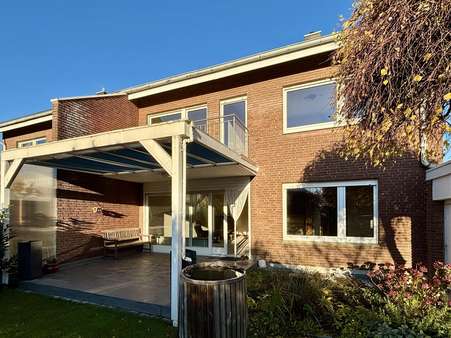 Rückansicht Rückansicht - Doppelhaushälfte in 32257 Bünde mit 122m² kaufen