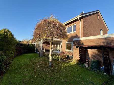 Seitenansicht Seitenansicht - Doppelhaushälfte in 32257 Bünde mit 122m² kaufen