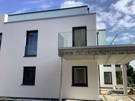 Seitenansicht - Etagenwohnung in 32052 Herford mit 132m² kaufen