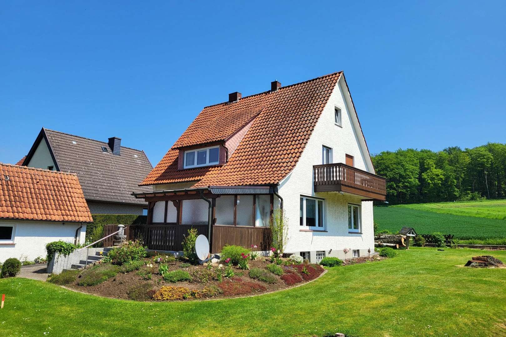 Hauptansicht - Zweifamilienhaus in 32120 Hiddenhausen mit 120m² kaufen