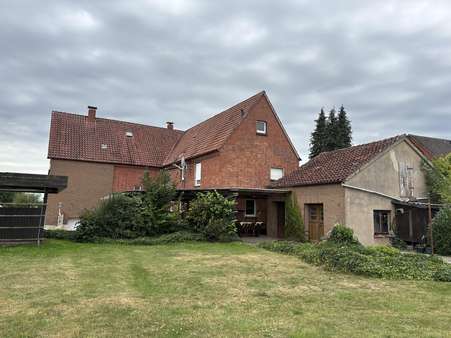 Gartenansicht Gartenansicht - Zweifamilienhaus in 32602 Vlotho mit 260m² kaufen