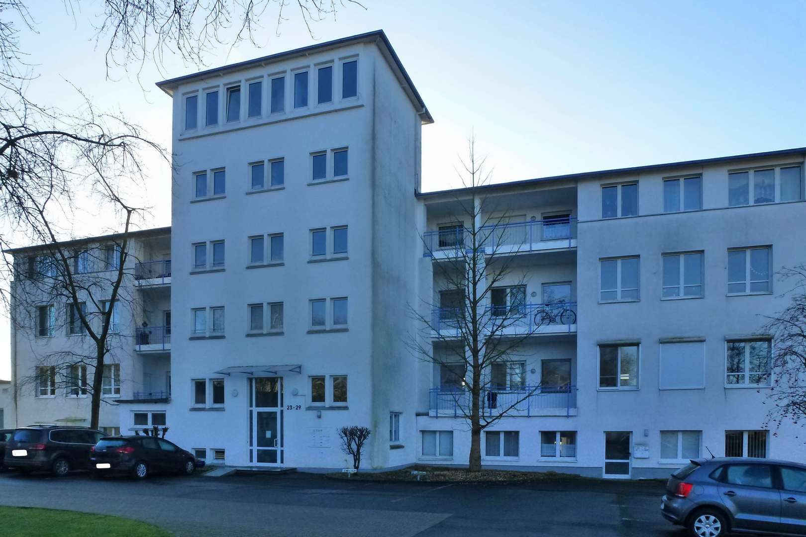 Rückansicht - Etagenwohnung in 32257 Bünde mit 102m² kaufen