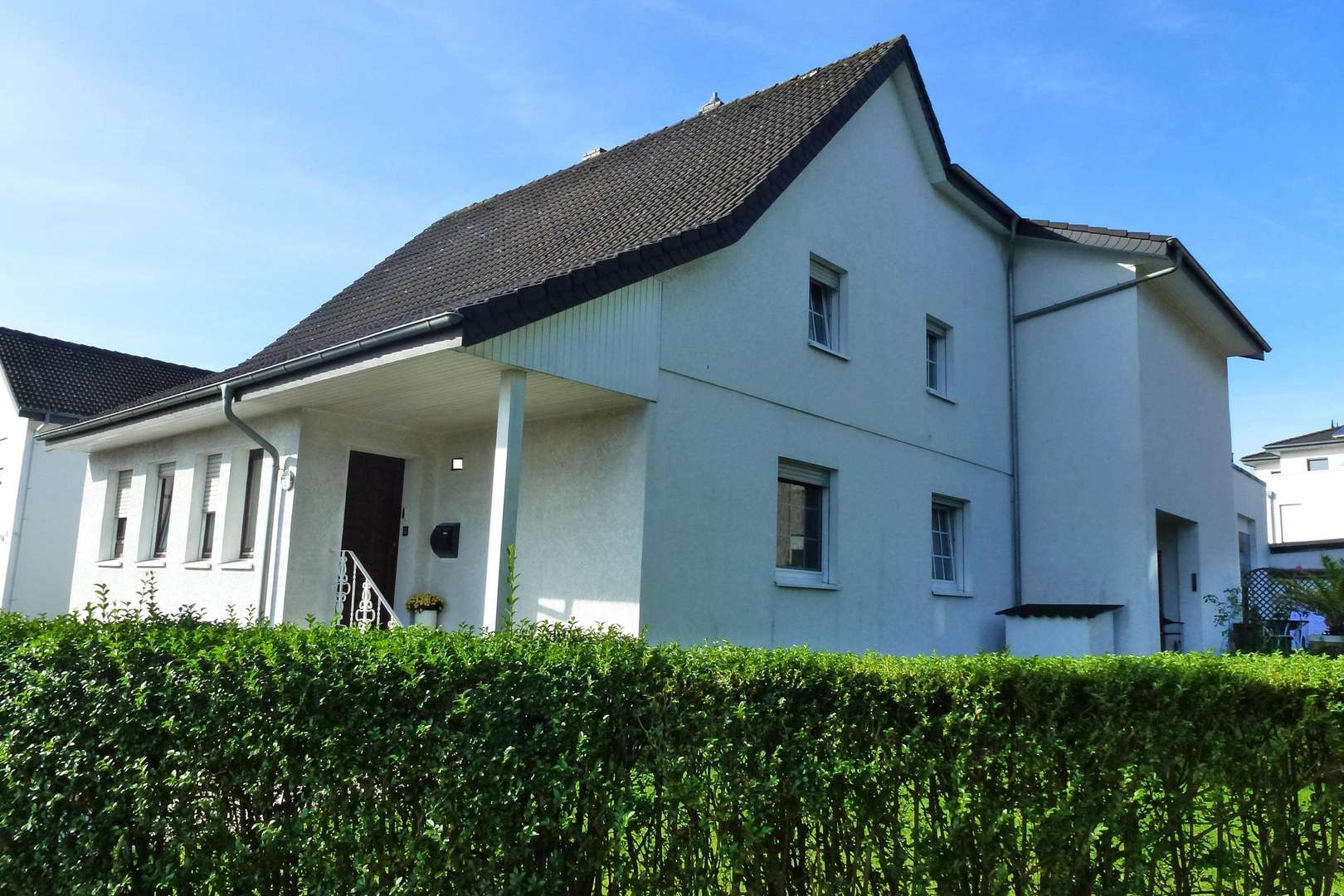Hauseingang - Zweifamilienhaus in 32257 Bünde mit 220m² kaufen