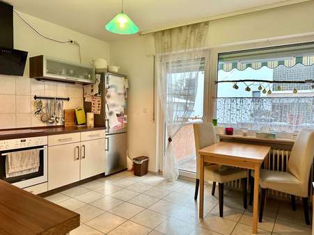 Küche im EG - Doppelhaushälfte in 63073 Offenbach mit 196m² kaufen