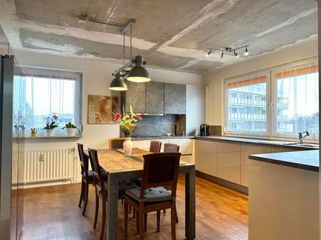 Küche mit Esszimmer - Etagenwohnung in 63073 Offenbach mit 77m² kaufen