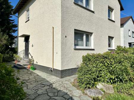 Vorgarten - Einfamilienhaus in 63179 Obertshausen mit 116m² kaufen
