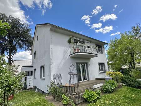 Gartenansicht - Erdgeschosswohnung in 63075 Offenbach mit 152m² kaufen