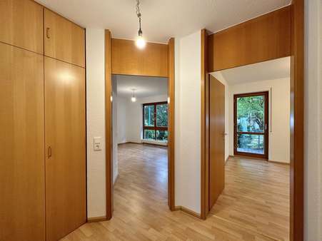 Flur - Erdgeschosswohnung in 63071 Offenbach mit 45m² kaufen