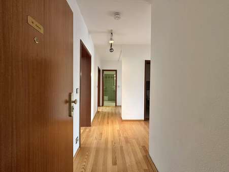 Flur - Etagenwohnung in 63067 Offenbach mit 90m² kaufen