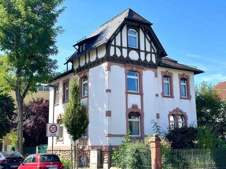 Vorderansicht Vorderansicht - Villa in 63071 Offenbach mit 216m² kaufen