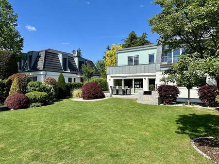 Garten - Villa in 63150 Heusenstamm mit 256m² kaufen