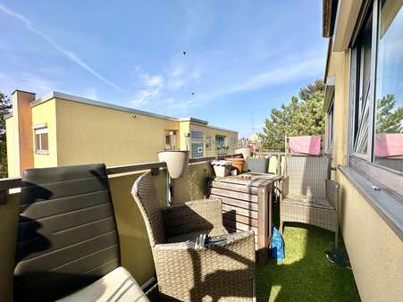 Balkon - Etagenwohnung in 63165 Mühlheim mit 99m² kaufen