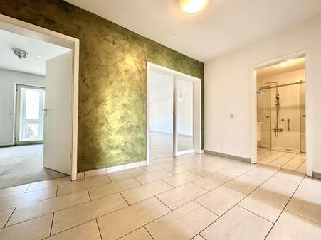 Flur - Etagenwohnung in 63073 Offenbach mit 98m² kaufen