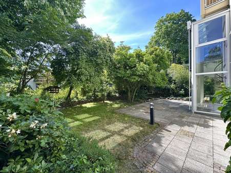 Garten - Erdgeschosswohnung in 63069 Offenbach mit 175m² mieten