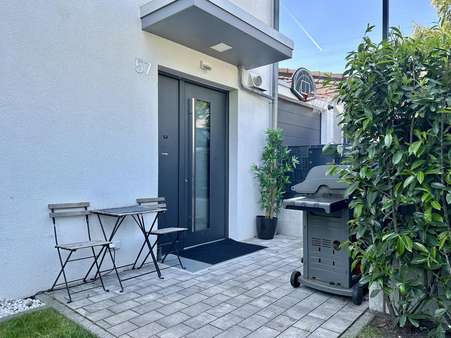 Eingangsbereich - Doppelhaushälfte in 63069 Offenbach mit 212m² kaufen