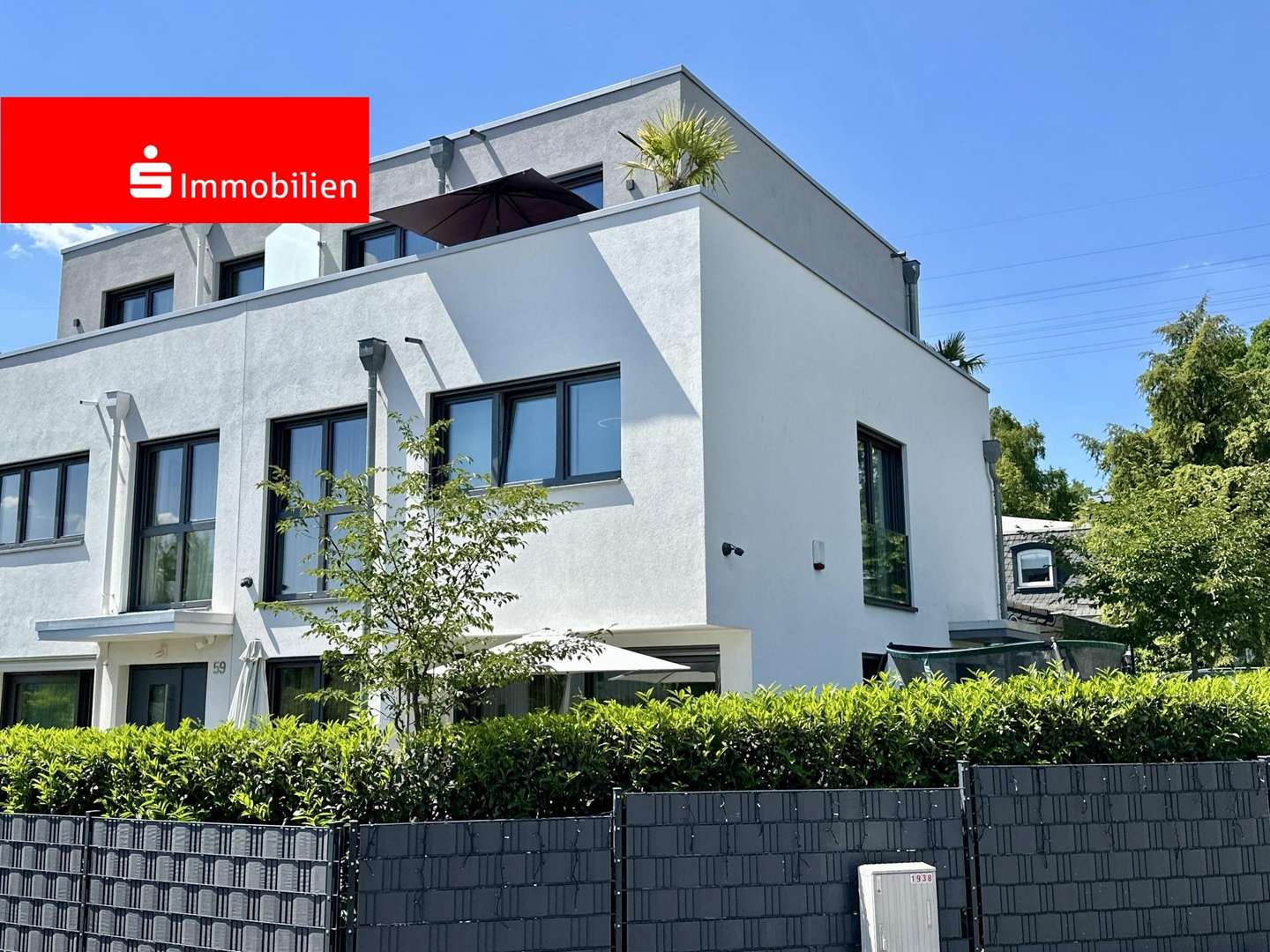 Vorderansicht - Doppelhaushälfte in 63069 Offenbach mit 212m² kaufen
