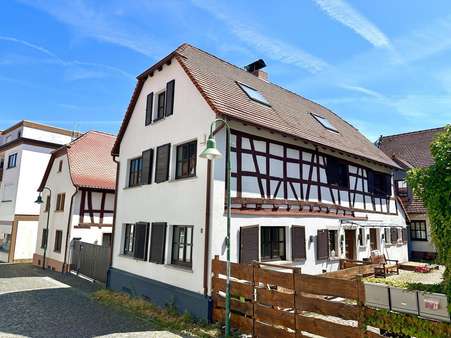 Vorderansicht - Einfamilienhaus in 63128 Dietzenbach mit 156m² kaufen