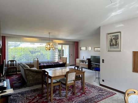 Wohn-/ Esszimmer Wohn-/ Esszimmer - Bungalow in 63069 Offenbach mit 131m² kaufen