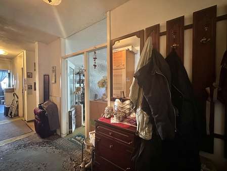 Flur Flur - Etagenwohnung in 63065 Offenbach mit 108m² kaufen