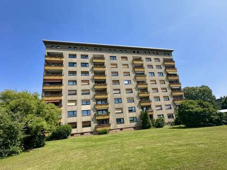 Rückansicht Rückansicht - Etagenwohnung in 63071 Offenbach mit 78m² kaufen