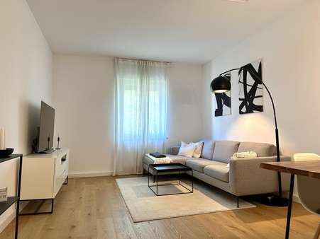 Wohn-/ Esszimmer Wohn-/ Esszimmer - Etagenwohnung in 60596 Frankfurt mit 75m² kaufen