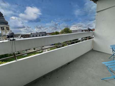 Loggia Loggia - Etagenwohnung in 63065 Offenbach mit 26m² kaufen