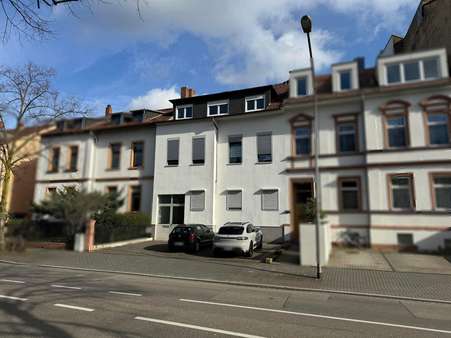 Häuserzeile - Mehrfamilienhaus in 63452 Hanau mit 286m² kaufen