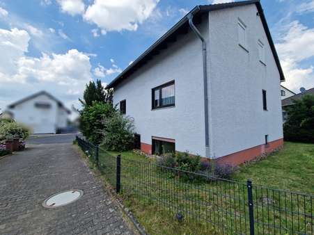 Außenansicht - Zweifamilienhaus in 63517 Rodenbach mit 183m² kaufen