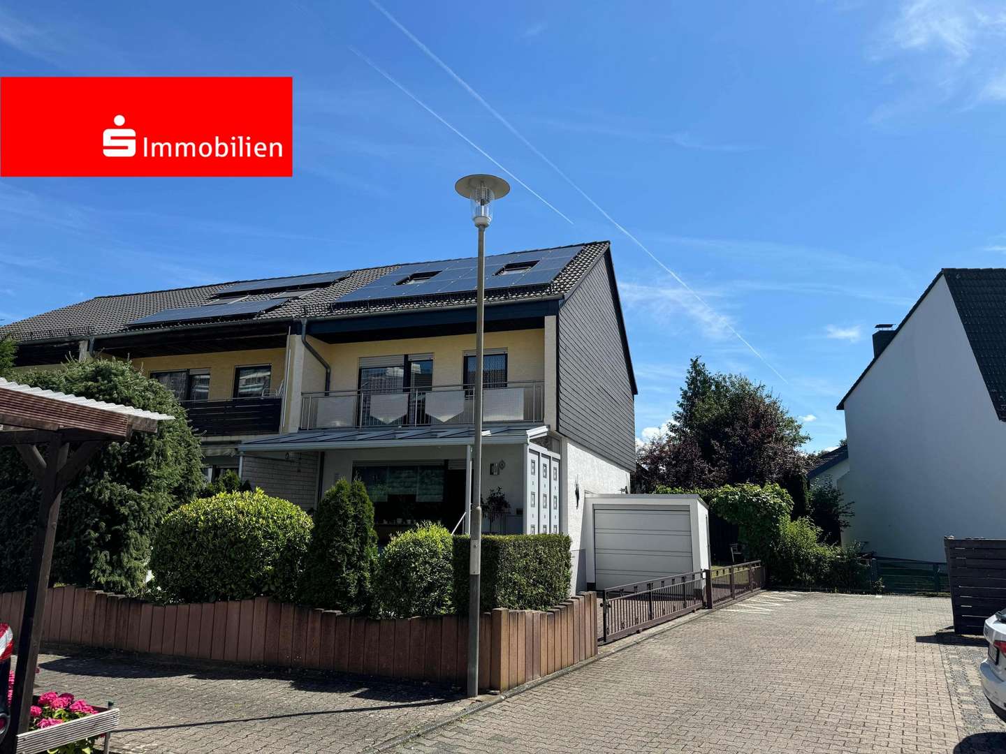 Zufahrt 2 und Garage - Einfamilienhaus in 63517 Rodenbach mit 140m² kaufen