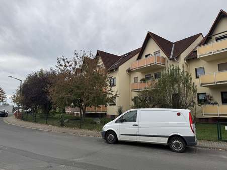 Gesamtanlage Ansicht Außen - Etagenwohnung in 63543 Neuberg mit 64m² kaufen