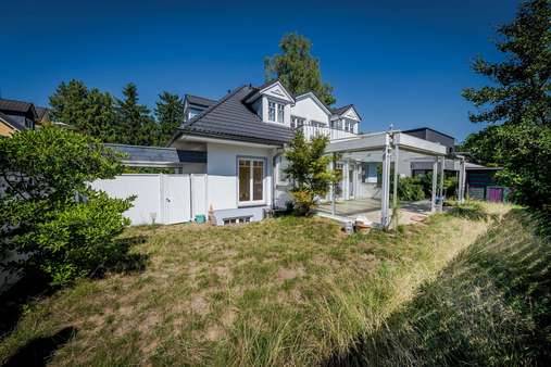 Gartenansicht Gartenansicht - Einfamilienhaus in 63454 Hanau mit 234m² kaufen