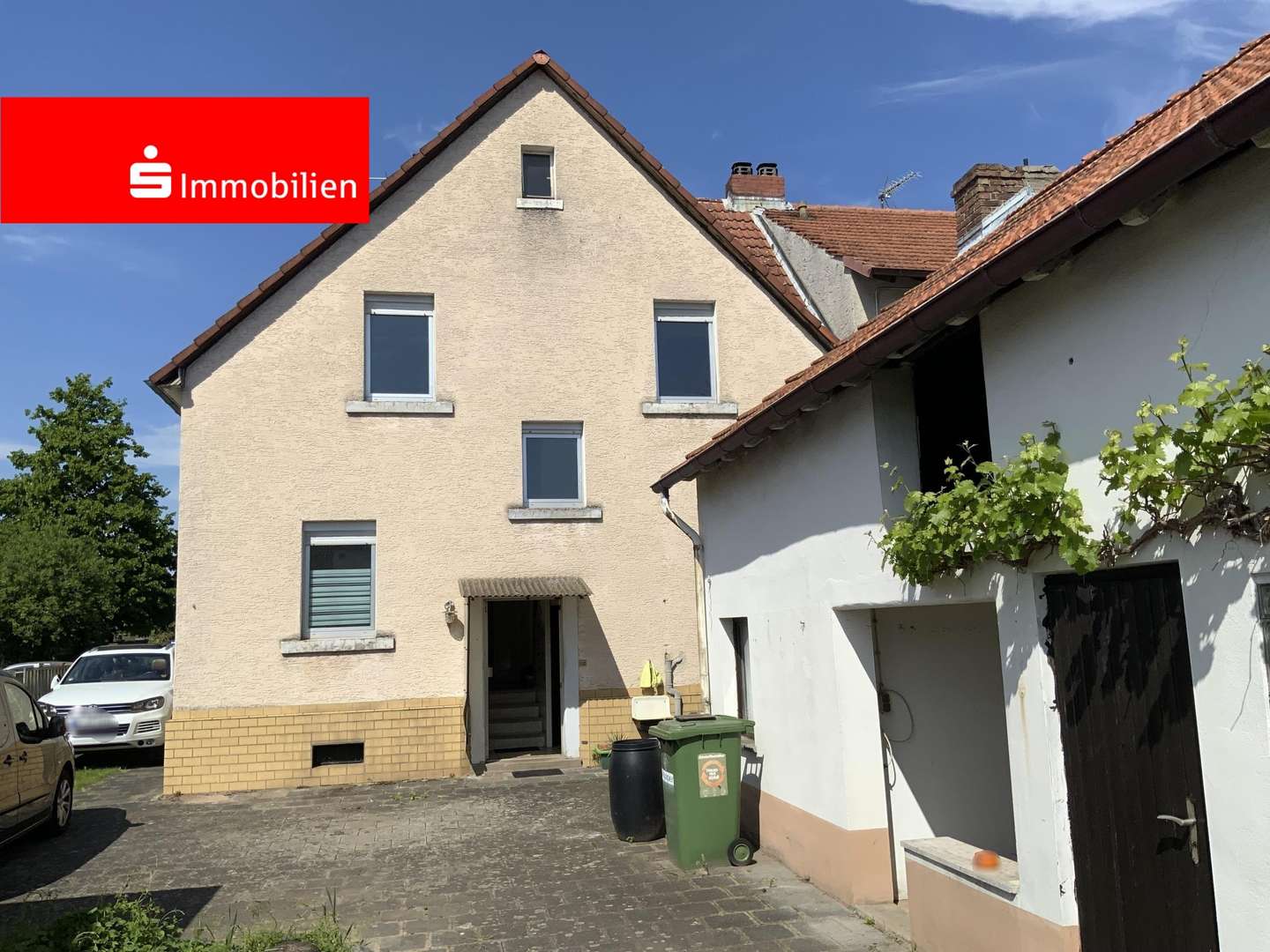 Außenansicht Hof - Einfamilienhaus in 63538 Großkrotzenburg mit 110m² kaufen