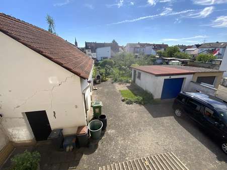 Aussicht Hof - Einfamilienhaus in 63538 Großkrotzenburg mit 110m² kaufen