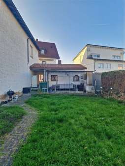 Gartenbereich Gartenbereich - Mehrfamilienhaus in 63526 Erlensee mit 212m² kaufen