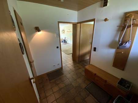 Diele - Zugang Wohnzimmer - Reihenmittelhaus in 63454 Hanau mit 123m² kaufen