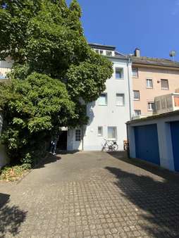 Rückansicht Rückansicht - Mehrfamilienhaus in 63450 Hanau mit 235m² kaufen