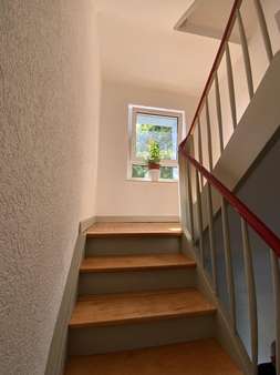 Treppenhaus Treppenhaus - Mehrfamilienhaus in 63450 Hanau mit 235m² kaufen