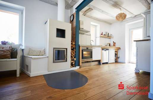 Wohnküche mit Kaminofen - Einfamilienhaus in 64342 Seeheim-Jugenheim mit 163m² kaufen