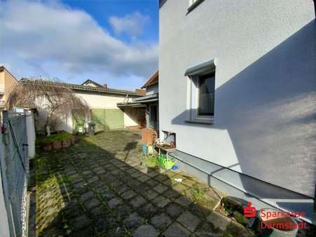 Innenhof - Einfamilienhaus in 64319 Pfungstadt mit 107m² kaufen