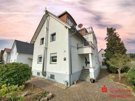 Straßenansicht - Einfamilienhaus in 64347 Griesheim mit 215m² kaufen
