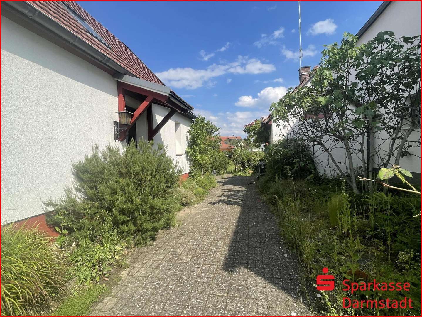 Außenansicht Außenansicht - Einfamilienhaus in 64319 Pfungstadt mit 102m² kaufen