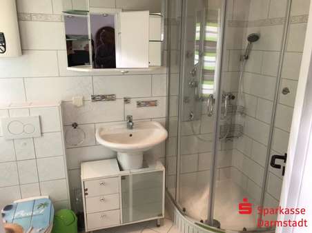 Badezimmer - Souterrain-Wohnung in 64372 Ober-Ramstadt mit 33m² mieten