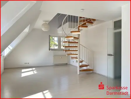  4-Zimmer Dachgeschoss-Maisonette-Wohnung am Ballonplatz