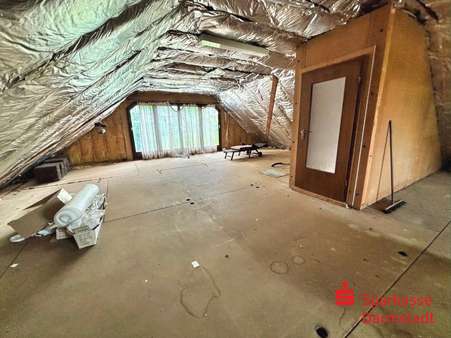 Ausbaufähiges Dachgeschoss - Einfamilienhaus in 64319 Pfungstadt mit 116m² kaufen