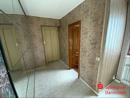 Eingangsbereich mit eigenem Aufzug Eingangsbereich mit eigenem Aufzug - Etagenwohnung in 64297 Darmstadt mit 111m² kaufen